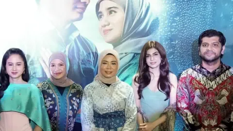 How a Husband's Romance with His Wife’s Mother Became a Popular Movie in the Country